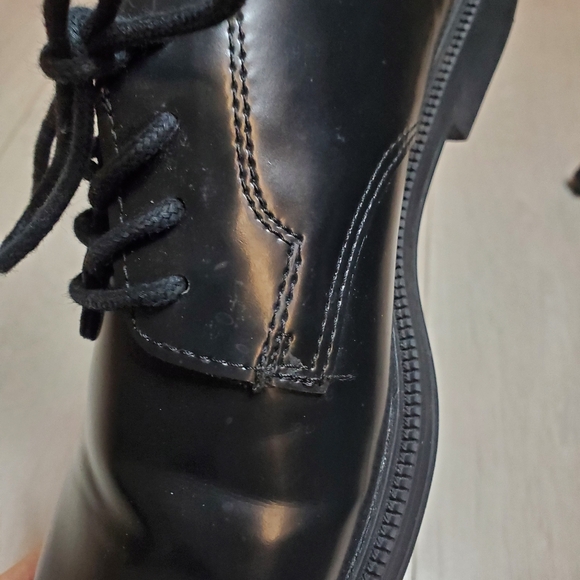 Unisex H&M 5.5 Dress Shoes - Picture 5 of 7